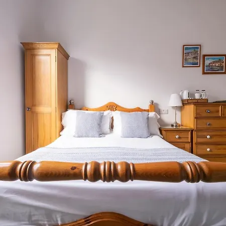 Number 7 Bed & Breakfast Whitby