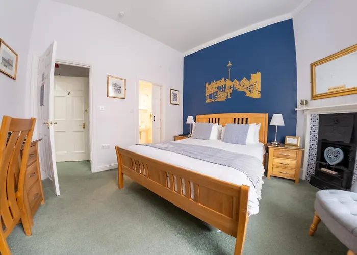 Number 7 * 惠特比