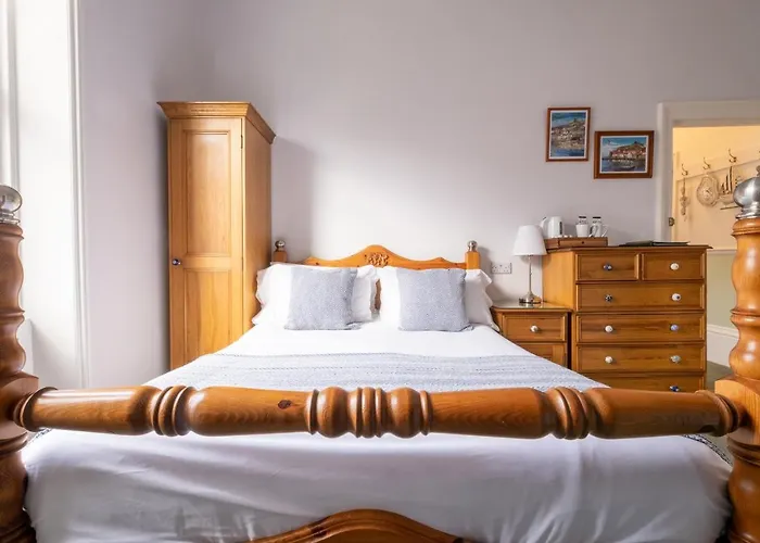 Number 7 Bed & Breakfast Whitby